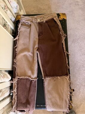 Two-Tone Patchwork Frayed Jeans — Brown & Tan SHEIN